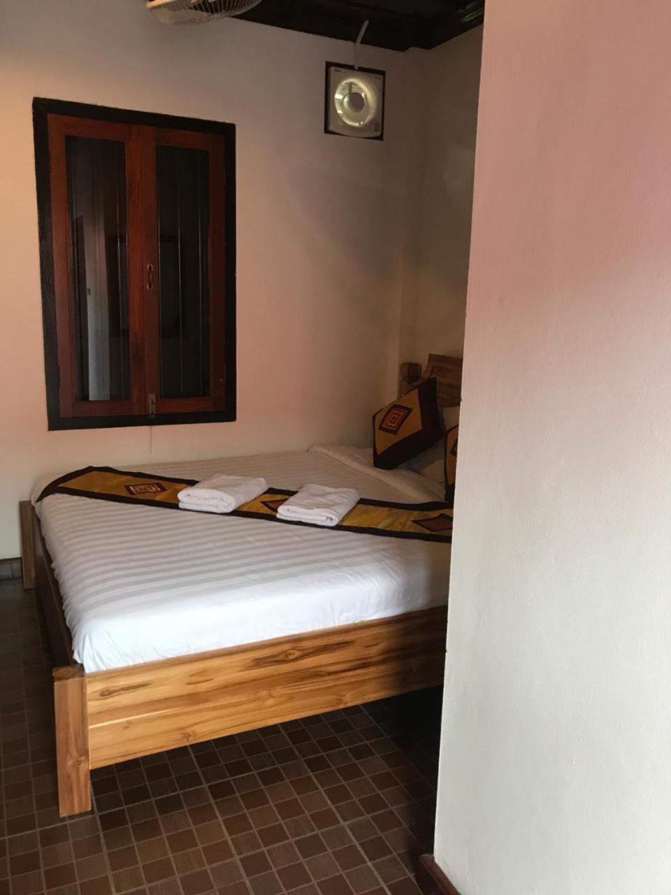 Little Freedom Friendlys Place Luang Prabang Exterior foto