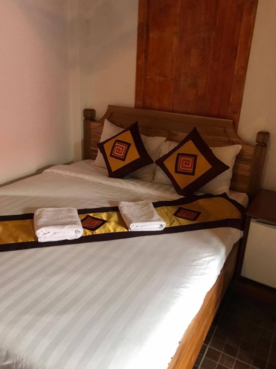 Little Freedom Friendlys Place Luang Prabang Exterior foto