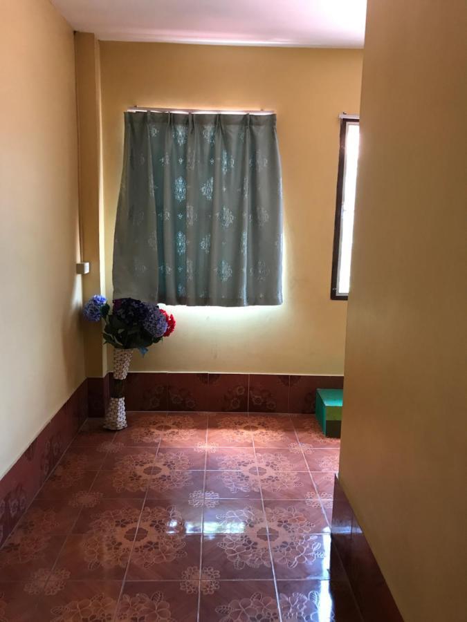 Little Freedom Friendlys Place Luang Prabang Zimmer foto
